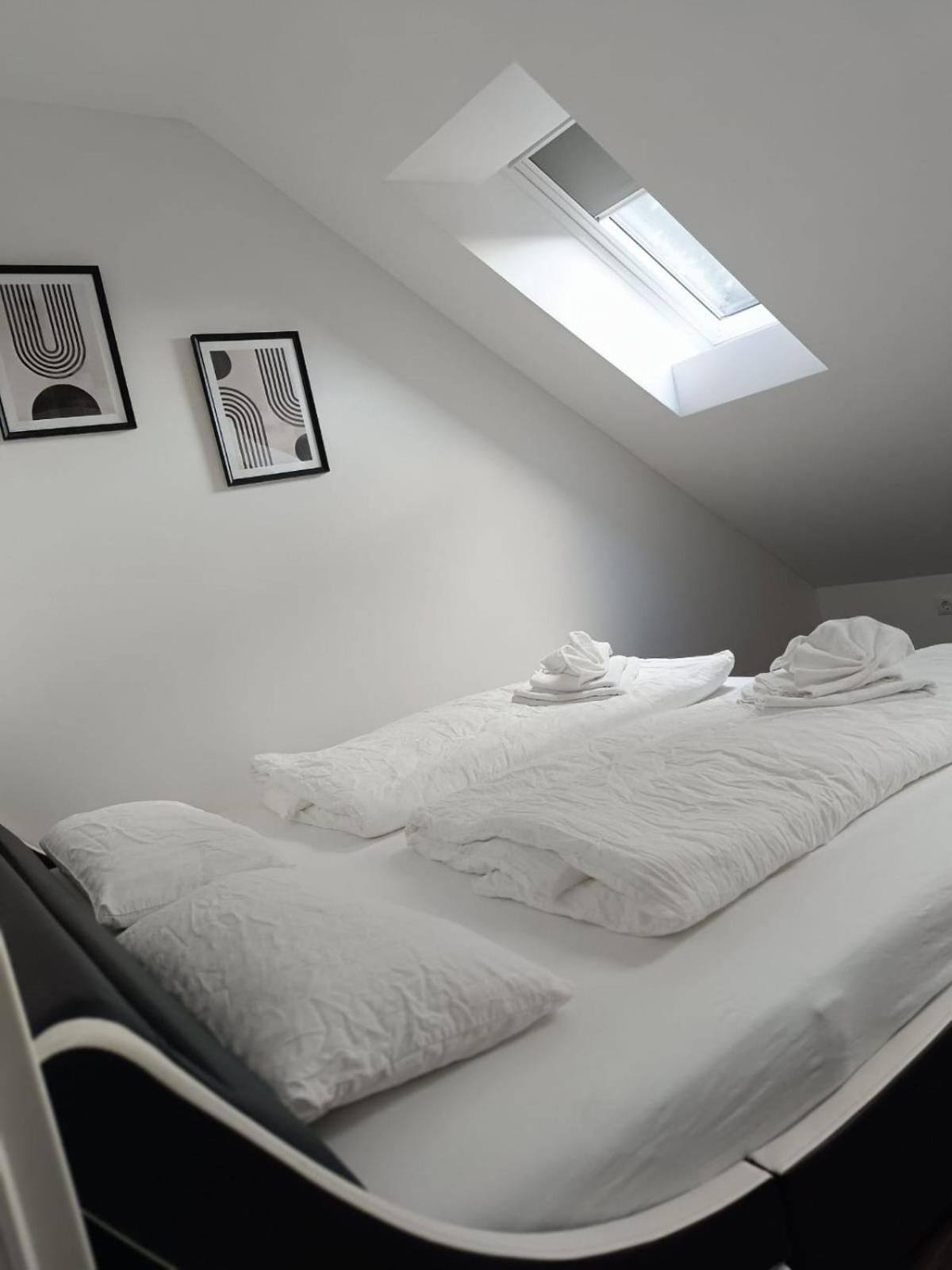 בוסאו Moderne Ferienwohnung Fuer Familien Im Dachgeschoss מראה חיצוני תמונה